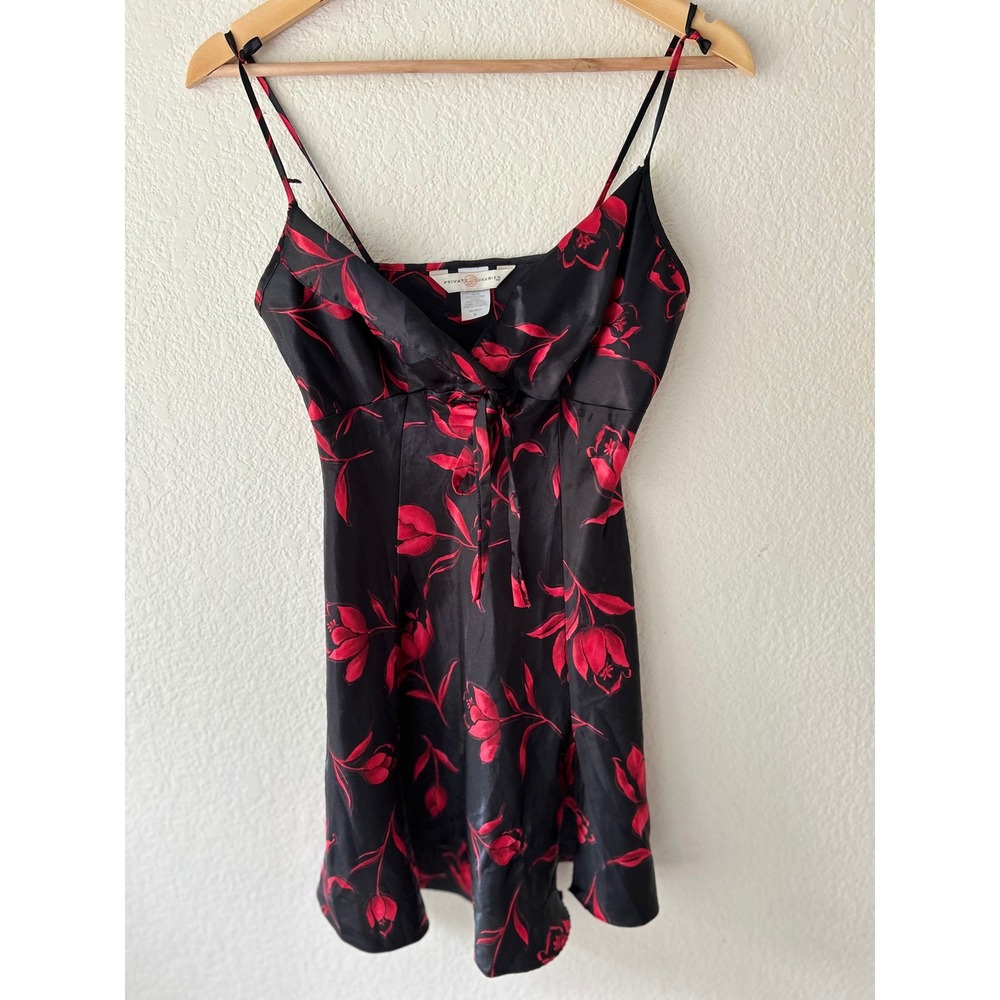 Private Luxuries Satin Chemise Nightgown Red Floral Black Slip Dress Small